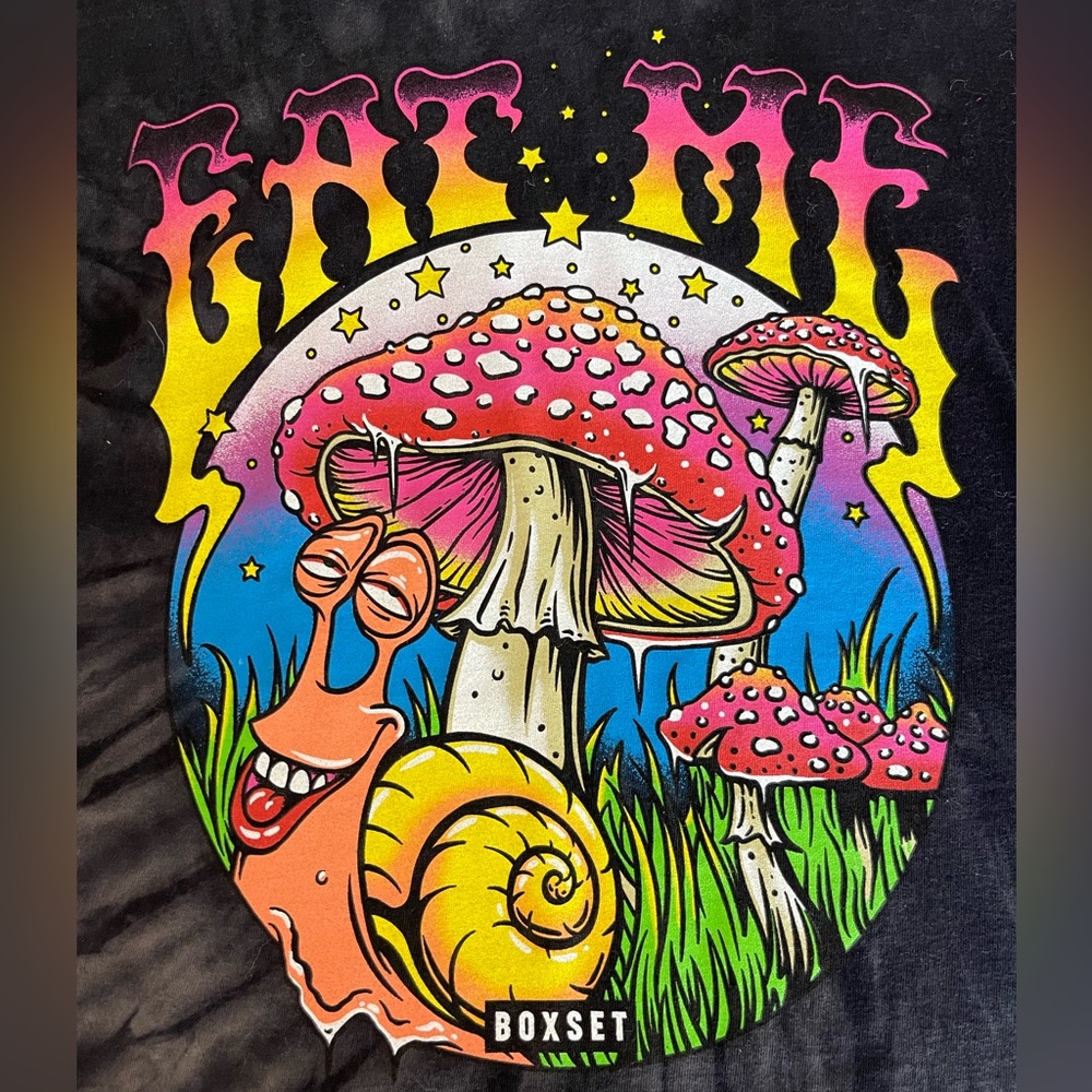 Eat Me Shroom Mushroom Fungi Psychedelic Hallucinations T Shirt